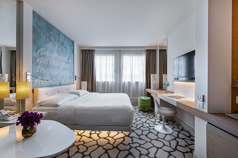 Hotel N'vY 4 * room