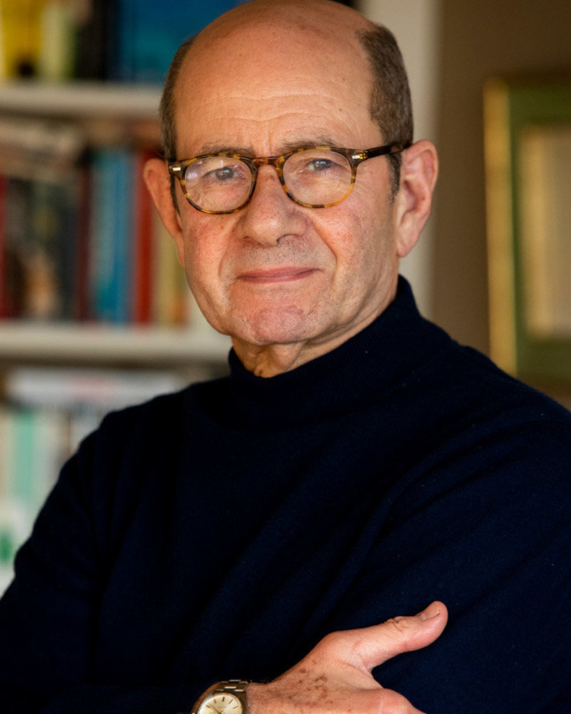 Ahmad  Fawzi 